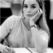 Soy creativa y le daré clases a personas curiosas